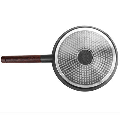 6.3cm Deep Stir Frying Pan Scratch Resistant Wok 1.6kg With Wooden Handle