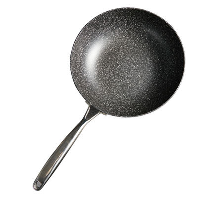 Circle Non Stick Woks Pan Wearproof 24cm Handle 2kg Die Casting Pan With Lid